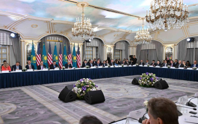 Казахстан усиливает глобальное сотрудничество в сфере здравоохранения и охраны экологии