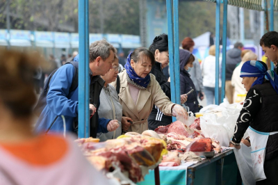 Где купить мясо кур и сахар по низкой цене в Алматы
