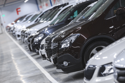 &laquo;Автостат&raquo;: Россия вошла в&nbsp;пятерку стран с&nbsp;самыми дорогими автомобилями