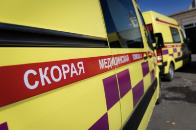 На трассе Атырау &ndash; Индер в аварии пострадал водитель скорой помощи