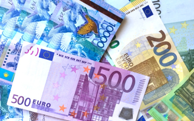 Нацвалюта теряет позиции: прогноз курса тенге на пятницу