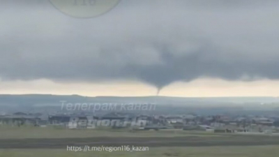 Гигантский смерч сняли жители Татарстана на видео 15/07/2026 &ndash; Новости