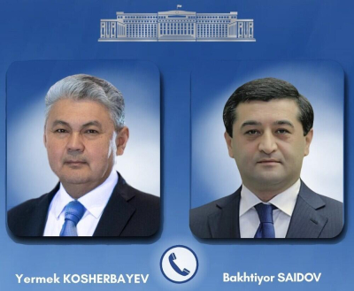 Главы МИД Казахстана и Узбекистана провели телефонный разговор