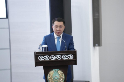 Четыре лоукостера планируют начать полеты в Казахстан