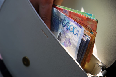 Детей незаконно привлекали к сбору денег на улице в Астане