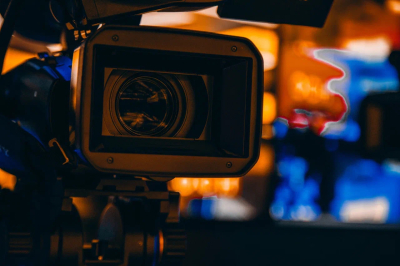 Путин поздравил Ирину Алферову с 75-летием