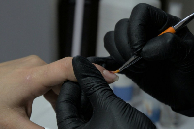 Зарплаты мастеров ногтевого сервиса в Татарстане выросли на 31%