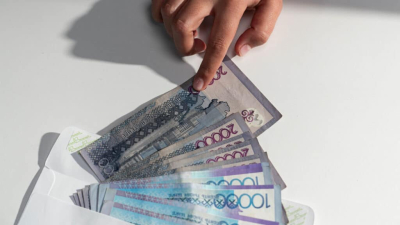 Зарплаты тысяч сотрудников госучреждений попали под проверки Минфина