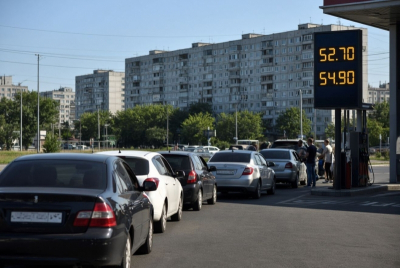 Бензин в Новосибирске 12 августа: актуальные цены на АЗС
