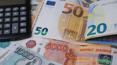 Рубль вытеснил евро в расчётах с Европой