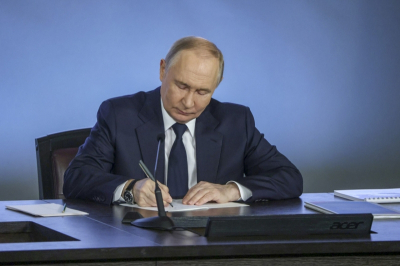 Путин зафиксировал налоговый порог для малого бизнеса на три года вперед