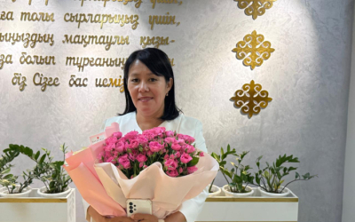 Техничку из школы в Актобе наградил министр