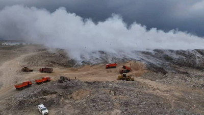 Алматинцы не могут дышать из-за горящего полигона