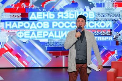 Актер театра Камала представил Татарстан на Дне языков народов России в Москве