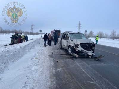 В&nbsp;Менделеевском районе столкнулись две легковушки &ndash; один человек погиб, есть пострадавший