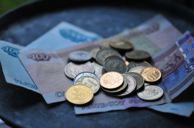 Экономист Тарасова: туристам лучше пользоваться официальными обменными пунктами