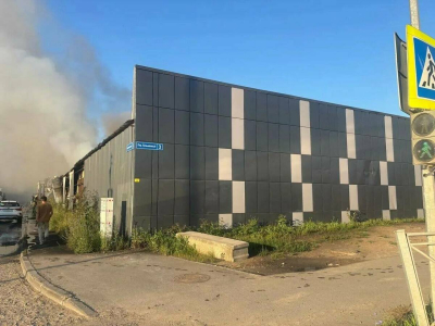 В Казани на овощном складе потушили пожар площадью в тысячу квадратов