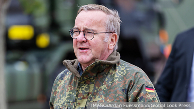 На военной инфраструктуре в Киевской области разгорелись пожары