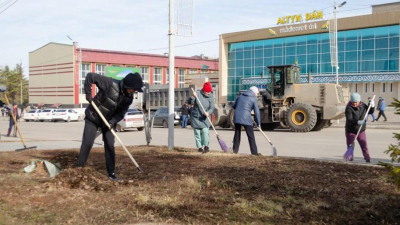 В Костанайской области продолжается реализация инициативы «Таза Қазақстан»: велопробеги, круглые столы и участие молодёжи