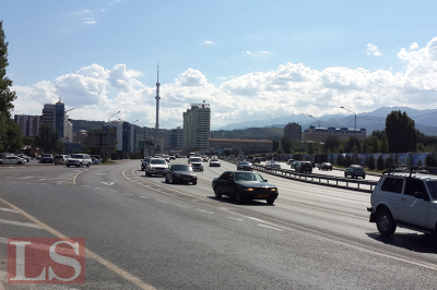 Алматы заполонили возрастные авто