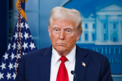 &laquo;Все неоднозначно&raquo;: реаниматолог о слухах про возможный инсульт Трампа