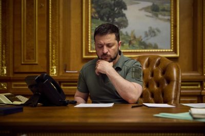 Politico: окружение Зеленского взволновано его выпадами в адрес союзников