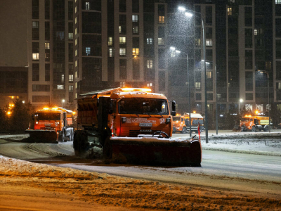В Казани предстоящей ночью очищать улицы от снега будут 406 машин